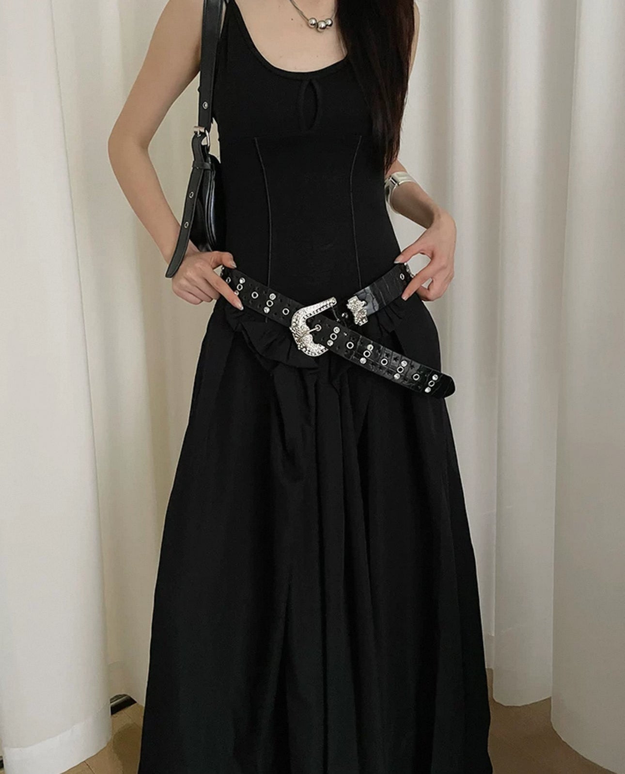 Western Rhinestone Belt for Men & Women Black Adjustable Faux Leather with Butterfly Buckle & Star Cutouts for Cowgirl & Y2K Fashion PU Leather Easy to Use Cuttable Design Perfect Length Gift Idea