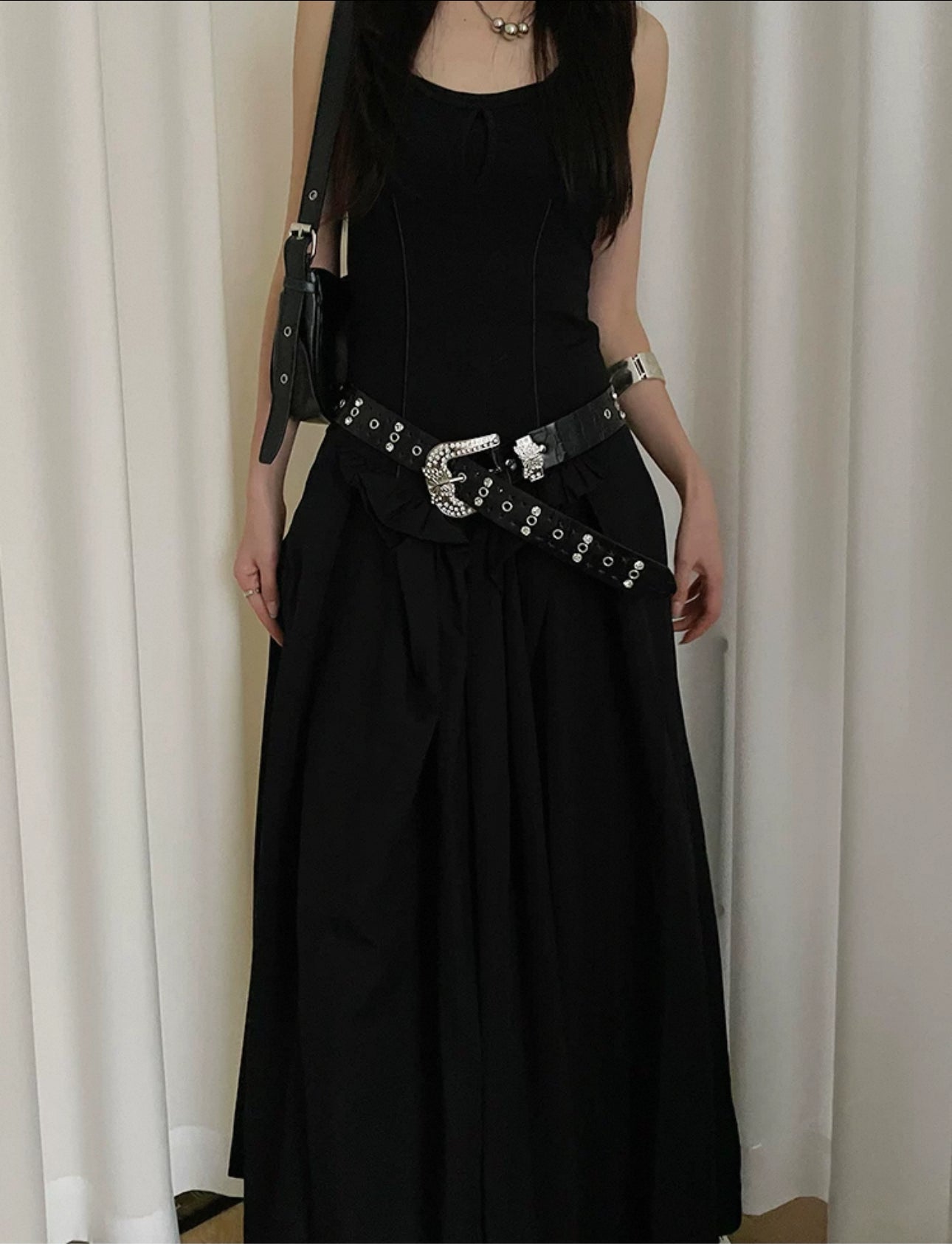 Western Rhinestone Belt for Men & Women Black Adjustable Faux Leather with Butterfly Buckle & Star Cutouts for Cowgirl & Y2K Fashion PU Leather Easy to Use Cuttable Design Perfect Length Gift Idea