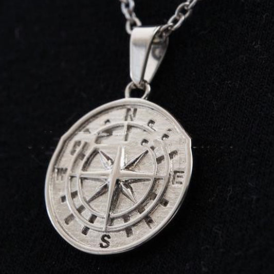 Compass Pendant Necklace – Vintage Nautical North Star Medallion (Unisex)