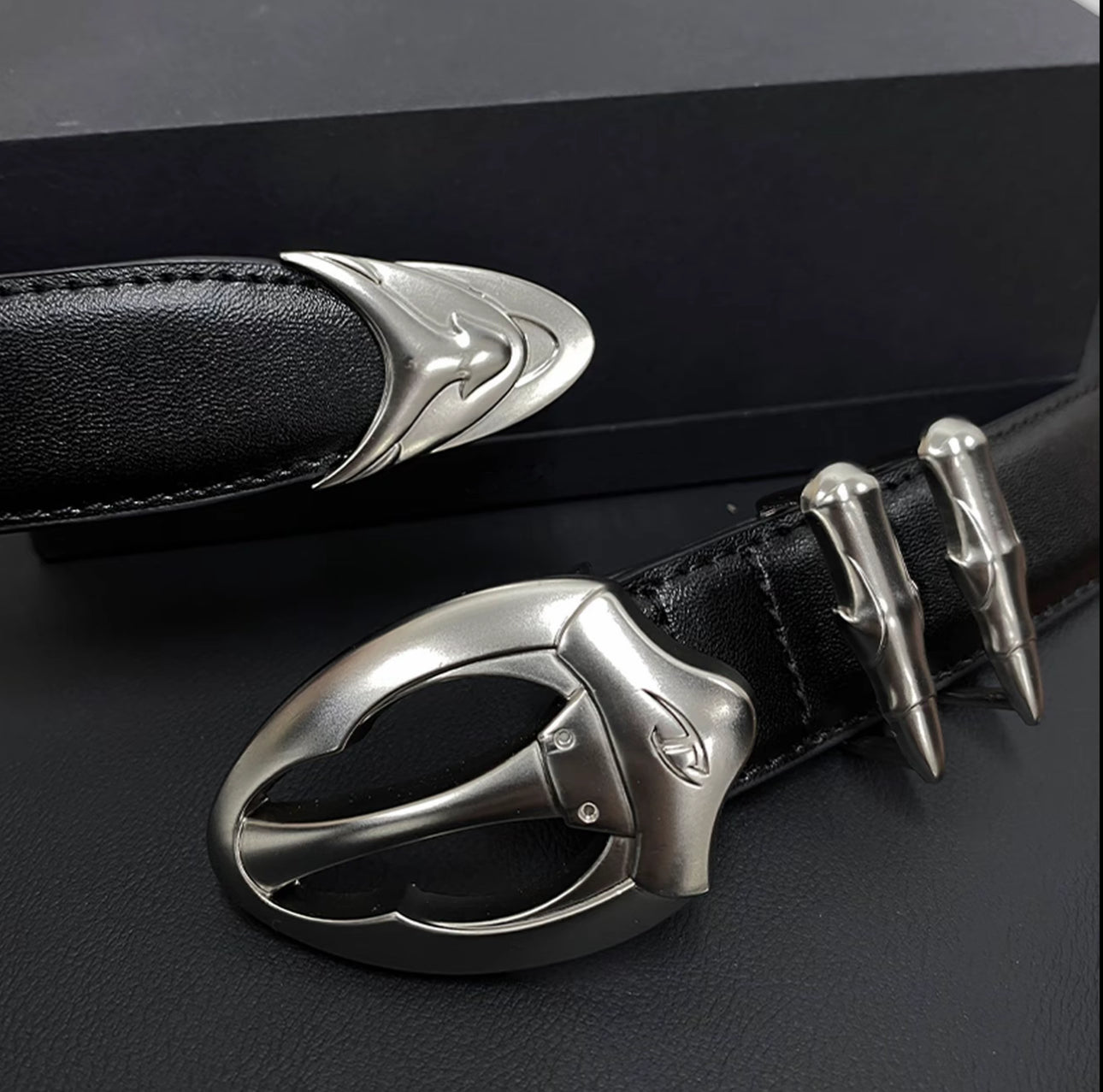 Black Bullet Buckle Belt – Western-Inspired PU Leather Waist Belt with Metal Ammo Loops