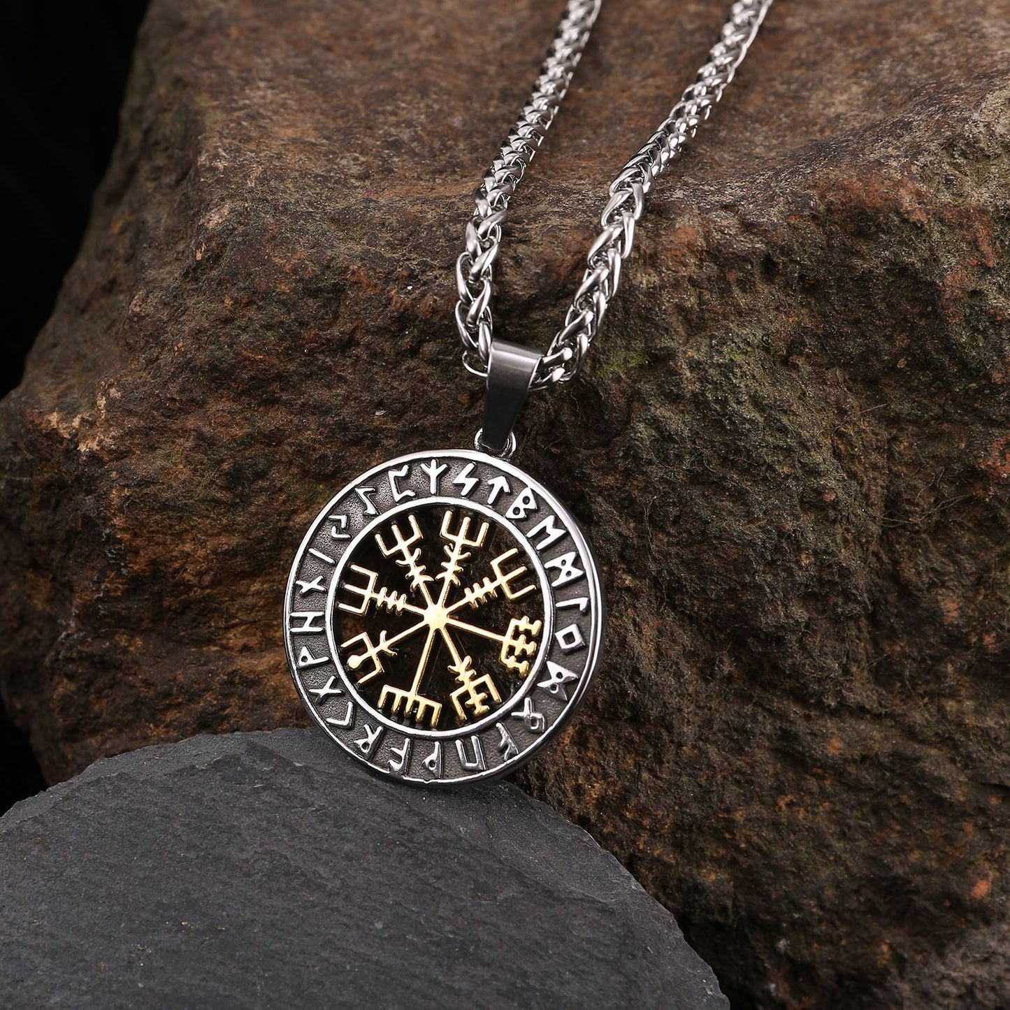 Vegvisir Viking Compass Pendant Necklace – Norse Runes Amulet
