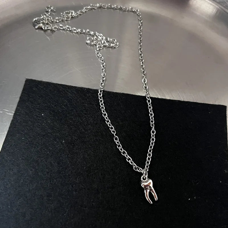 (Copy) Y2K Flail Fire Heart Teeth Pendant Necklace for Women Men Charm Necklace Grunge Punk Fashion Jewelry ﻿