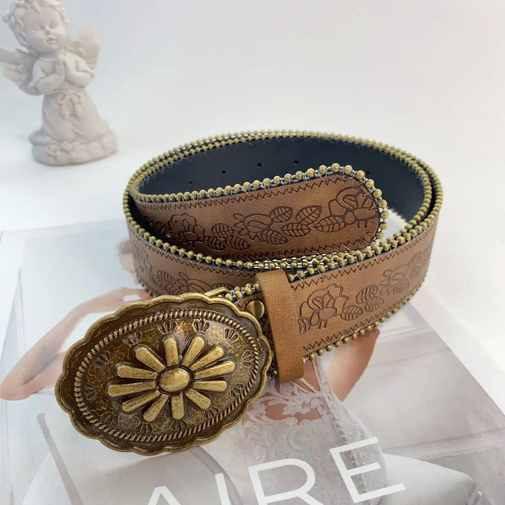 Fashion Adjustable Women Belt Vintage PU Leather Cowboy Belt Engraved-Buckle Boho Western Belt for Jeans Pants Dresses