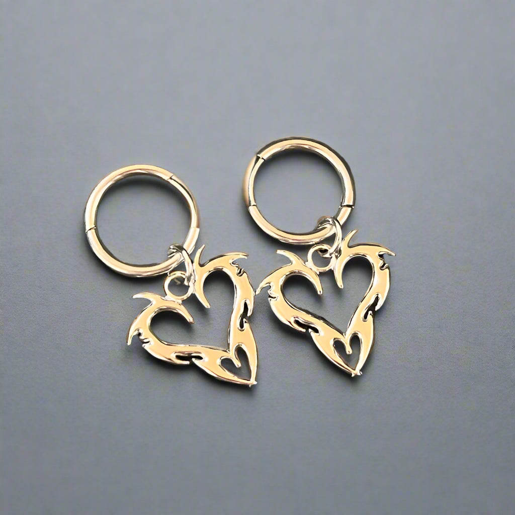 Y2K Accessories Hoop Earrings Korean Fashion Thorn Heart Earrings for Women Punk Charm Jewelry Goth
