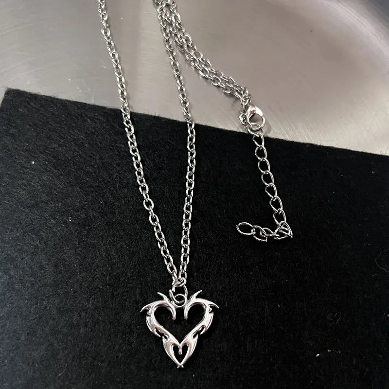 (Copy) Y2K Flail Fire Heart Teeth Pendant Necklace for Women Men Charm Necklace Grunge Punk Fashion Jewelry ﻿